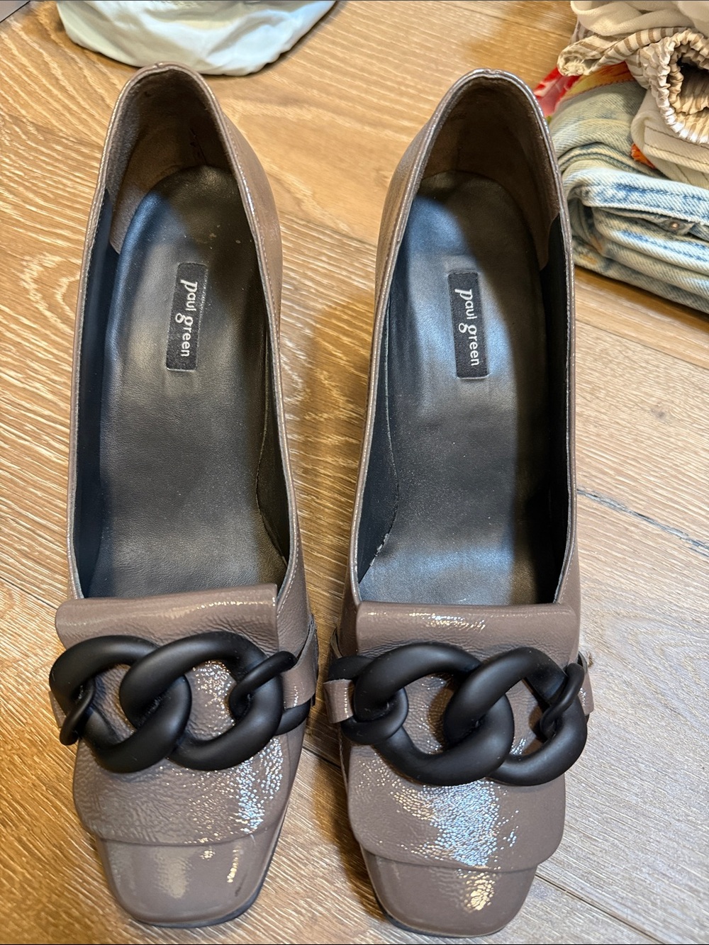 Paul Green Taupe Patent Leather Heels with Black Chain Accent